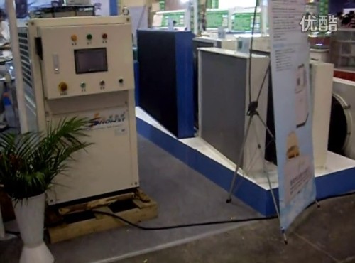 爱思诺在郑州参加食品展视频，爱思诺新一代片冰机亮相于郑州食品展